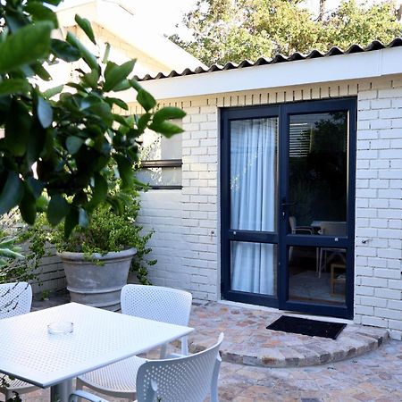 Courtyard Studio Lights And Wi Fi During Load Shedding Stellenbosch Exterior foto