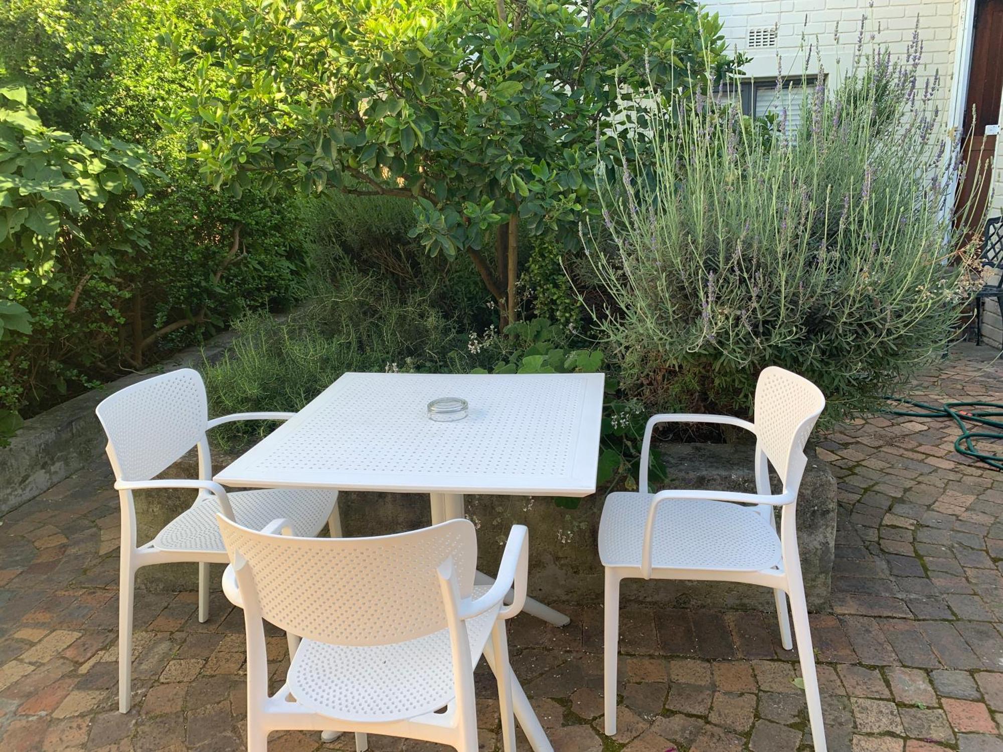 Courtyard Studio Lights And Wi Fi During Load Shedding Stellenbosch Exterior foto